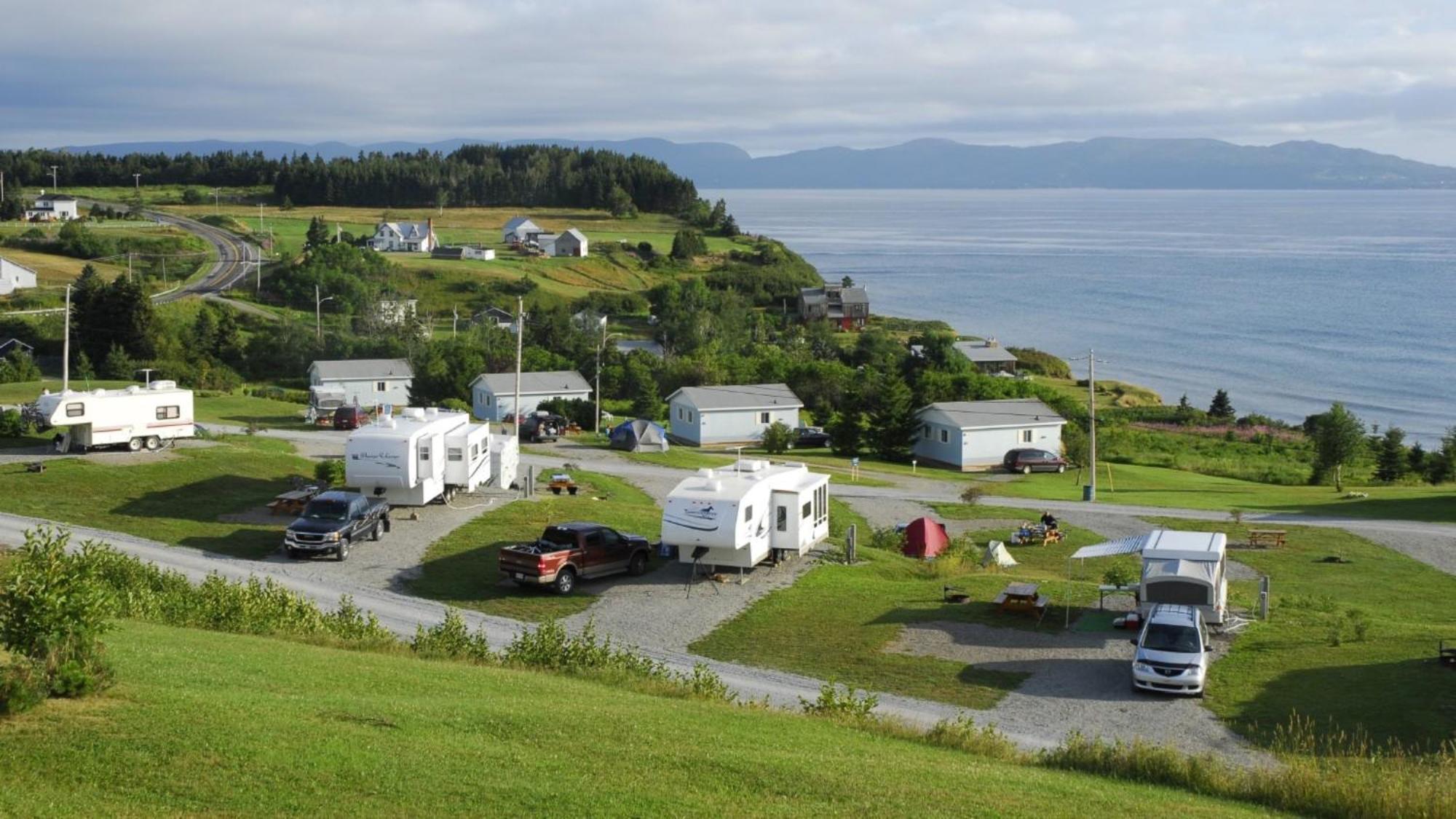 Hebergement Fort Prevel Saint Georges De Malbaie Exteriér fotografie