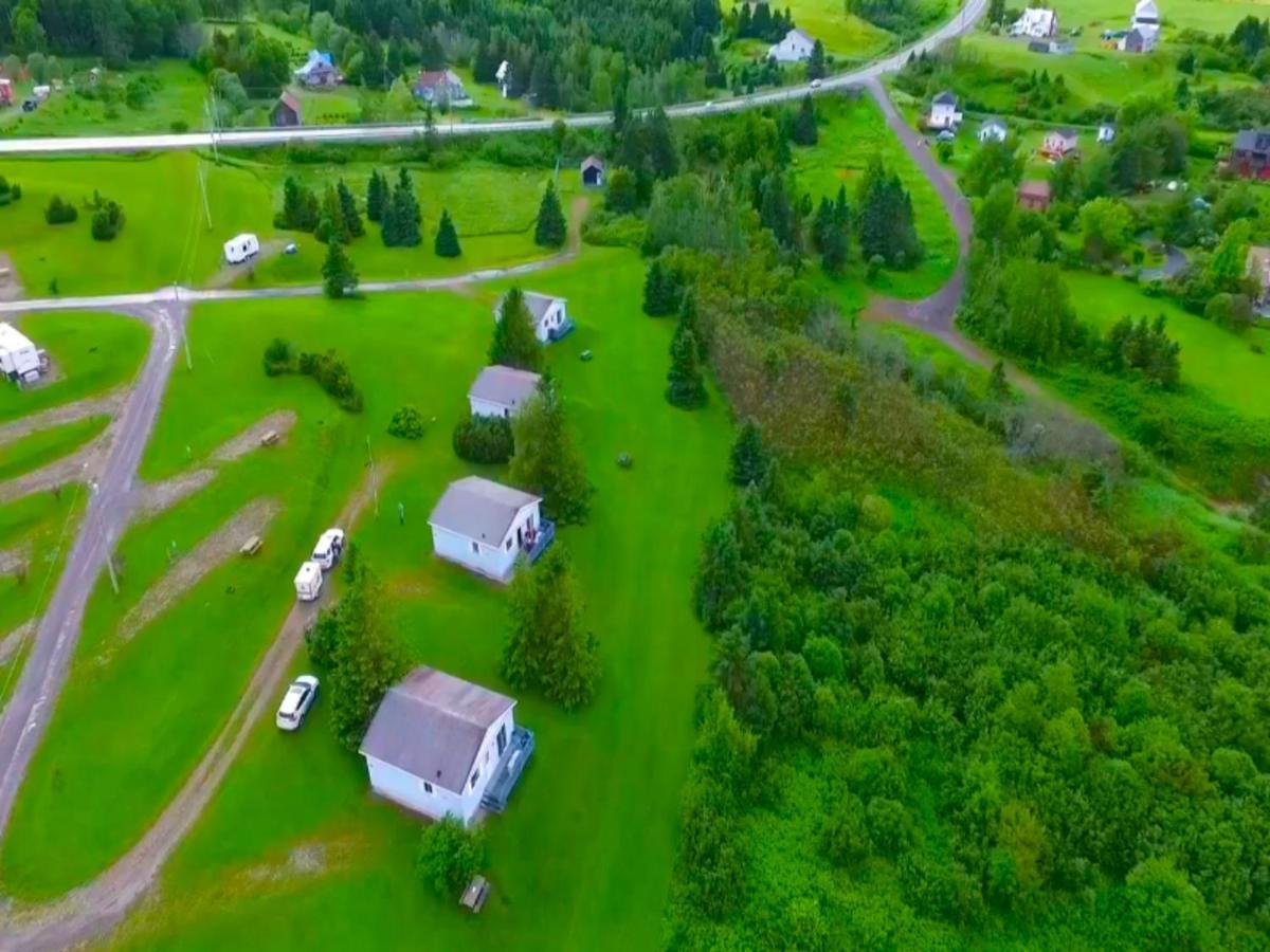 Hebergement Fort Prevel Saint Georges De Malbaie Exteriér fotografie